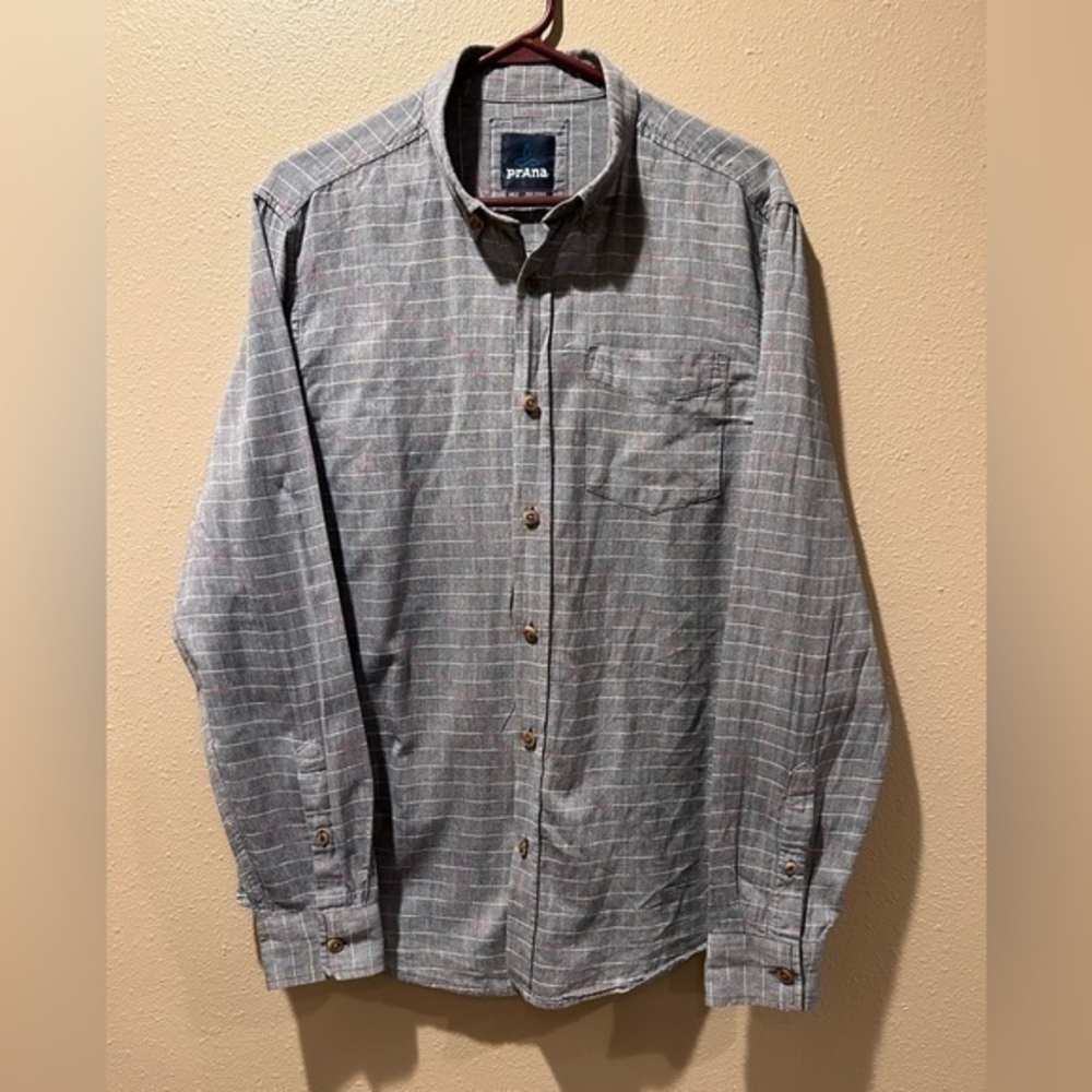 Men’s PrAna long sleeve button down